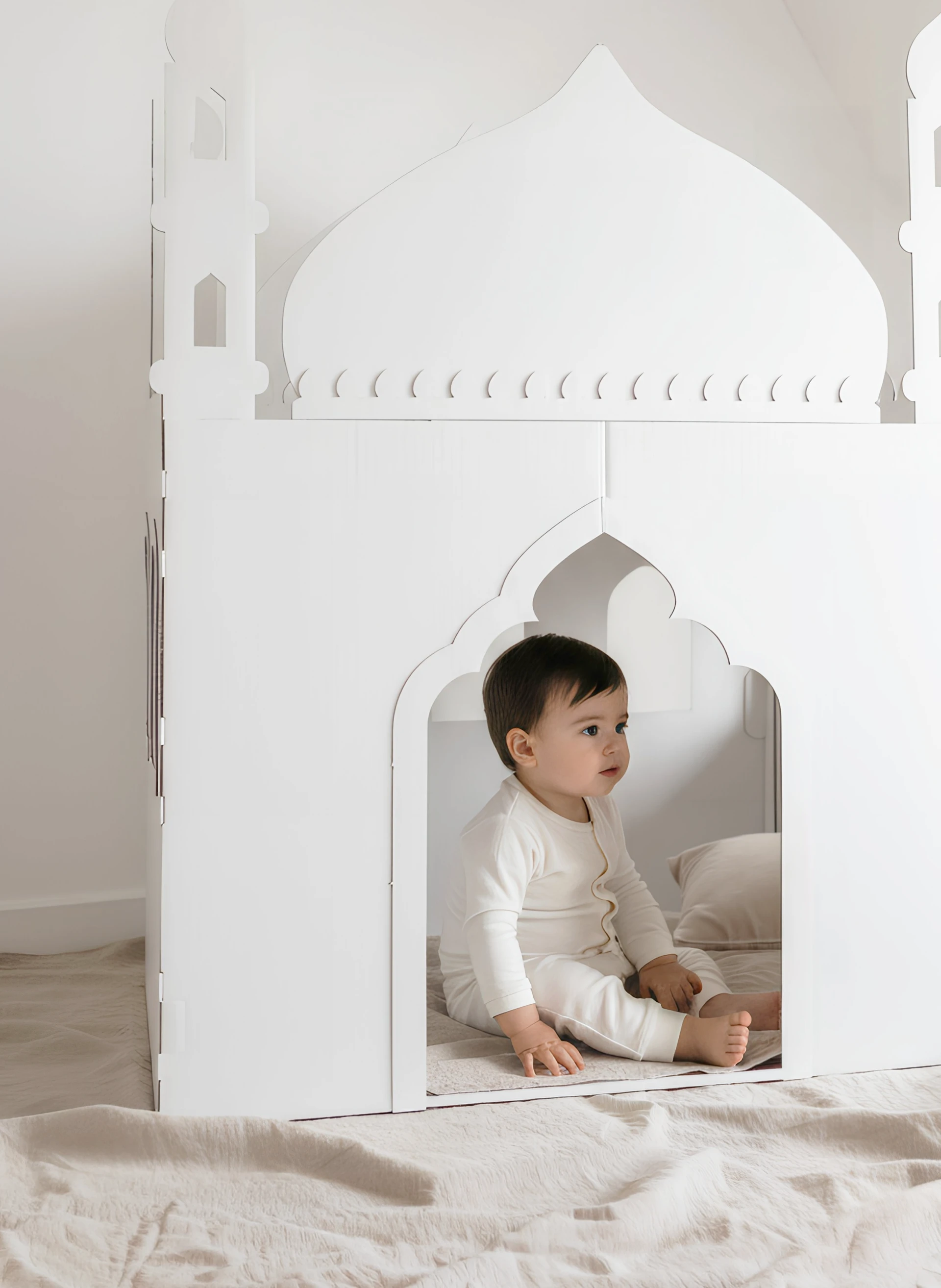 mon petit palais avec un enfant dedans mon petit palais avec un enfant dedans